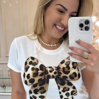 T Shirt off básica Laço